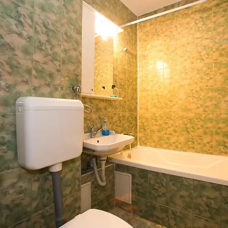 Residence 30 - Cool Apartments With Garden View, No Air Conditioning Needed