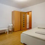30 Apartman *
